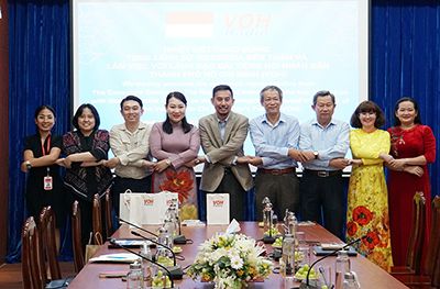 INDONESIA CONSUL GENERAL VISIT HCMC PEOPLE&#039;S RADIO