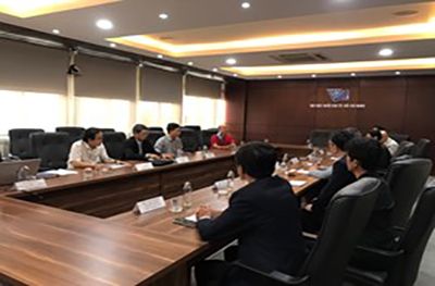 THE VISIT AND WORKING SESSION OF THE JAPANESE BUSINESS DELEGATION TO VIETNAM NATIONAL UNIVERSITY, HO CHI MINH CITY TO LEARN ABOUT VIETNAM&#039;S SEMICONDUCTOR INDUSTRY