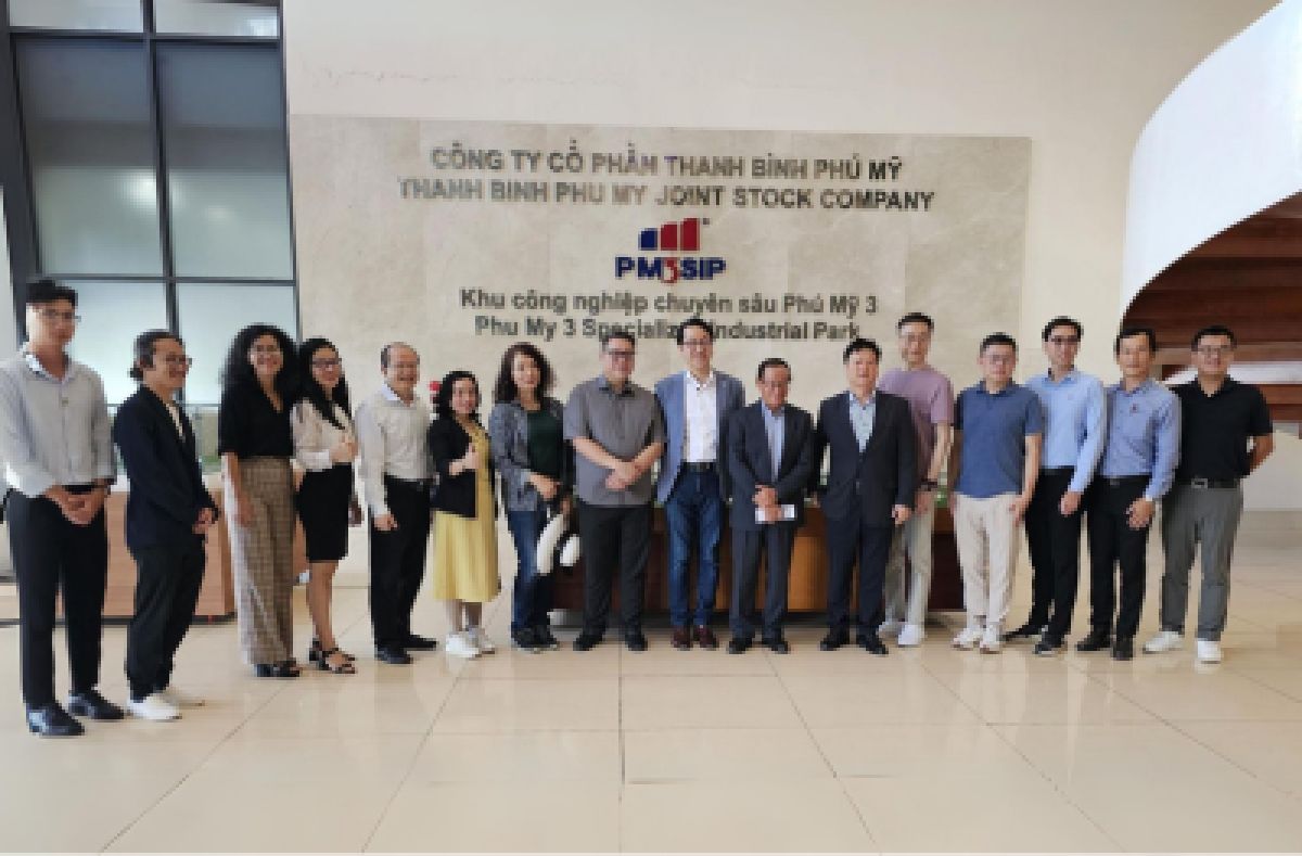 ON 9 JULY 2024, THE HONG KONG BUSINESS DELEGATION HAD THE PRIVILEGE OF VISITING PHU MY 3 SPECIALIZED INDUSTRIAL PARK (PM3 SIP) IN VIETNAM