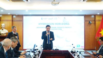 Xu hướng thị trường hydro to&agrave;n cầu v&agrave; triển vọng đầu tư B&agrave;i tr&igrave;nh b&agrave;y của &Ocirc;ng L&ecirc; Ngọc Anh Minh (Chủ tịch VAHC) tại hội thảo "Hydrogen Horizons", ng&agrave;y 31/3/2026, Đại học USTH, H&agrave; Nội