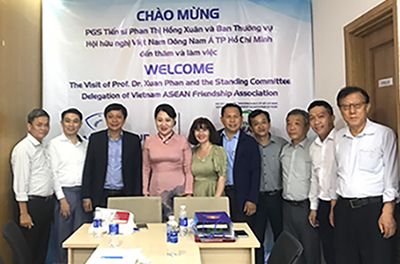 PGS TIẾN SĨ PHAN THỊ HỒNG XUÂN VÀ BAN THƯỜNG VỤ HỘI HỮU NGHỊ VIỆT NAM ĐÔNG NAM Á, THÀNH PHỐ HỒ CHÍ MINH ĐẾN THĂM VÀ LÀM VIỆC